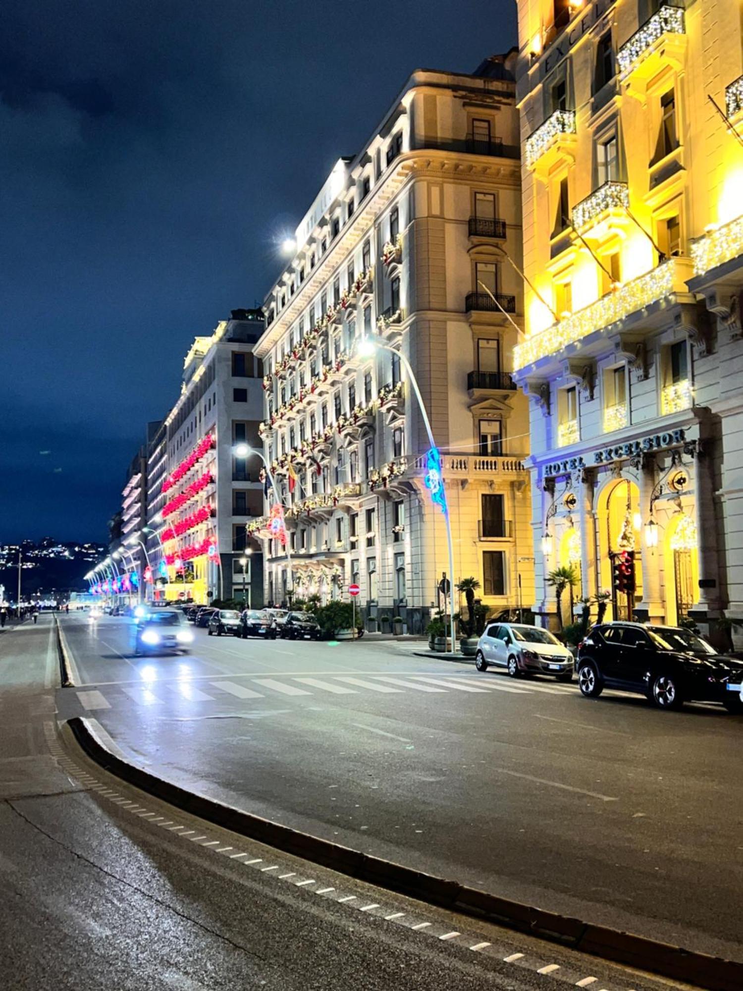 Appartamento Ira House Napoli Esterno foto