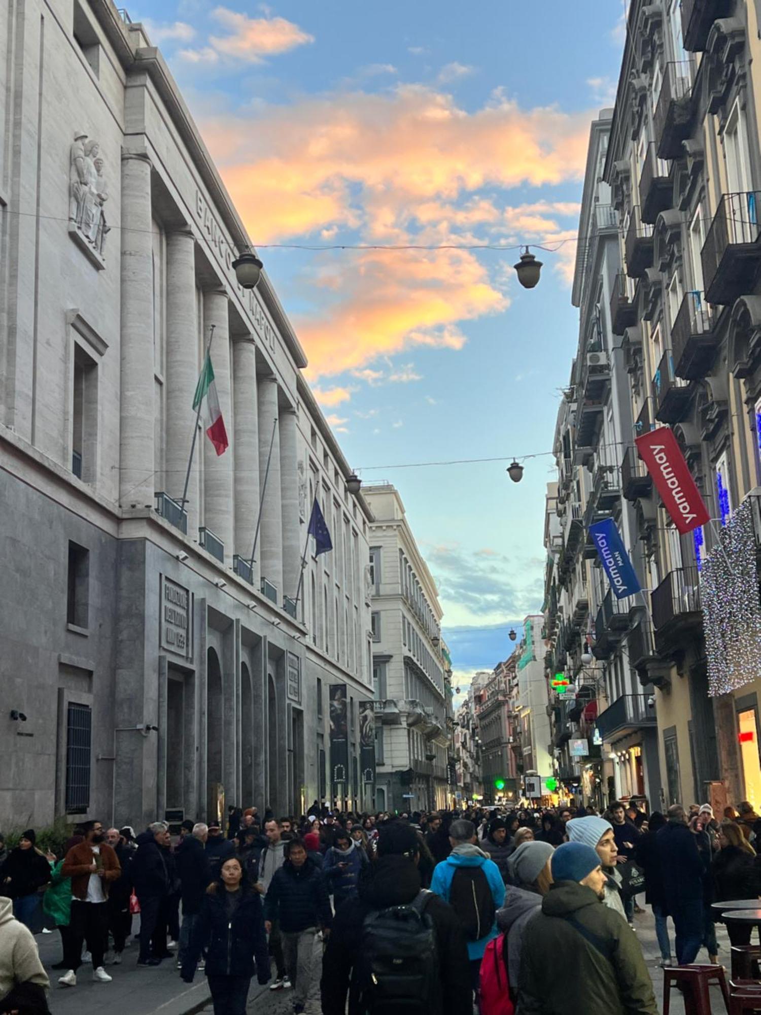 Appartamento Ira House Napoli Esterno foto