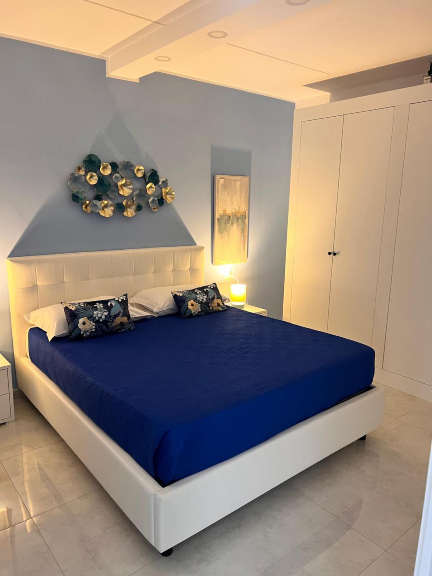 Appartamento Ira House Napoli Esterno foto